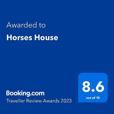 Horses House Apartman Karak Kültér fotó