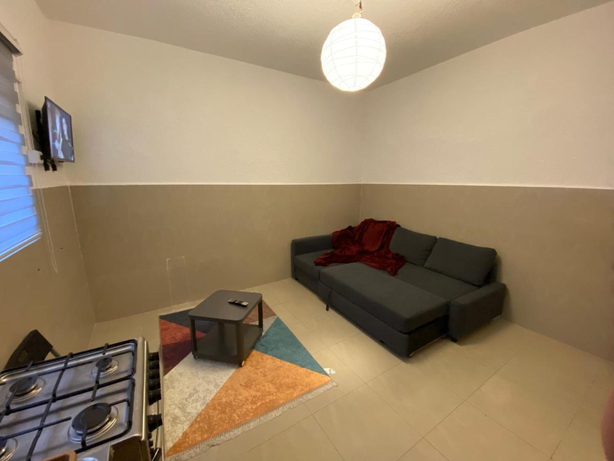 Horses House Apartman Karak Kültér fotó